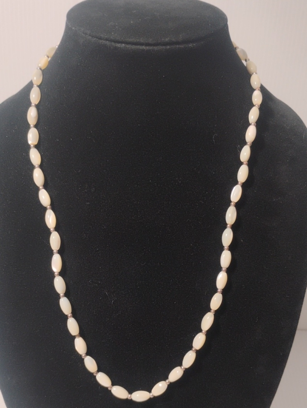 925 Sterling Silver Vintage Mother Of Pearl Beaded Necklace 24" Length Tested